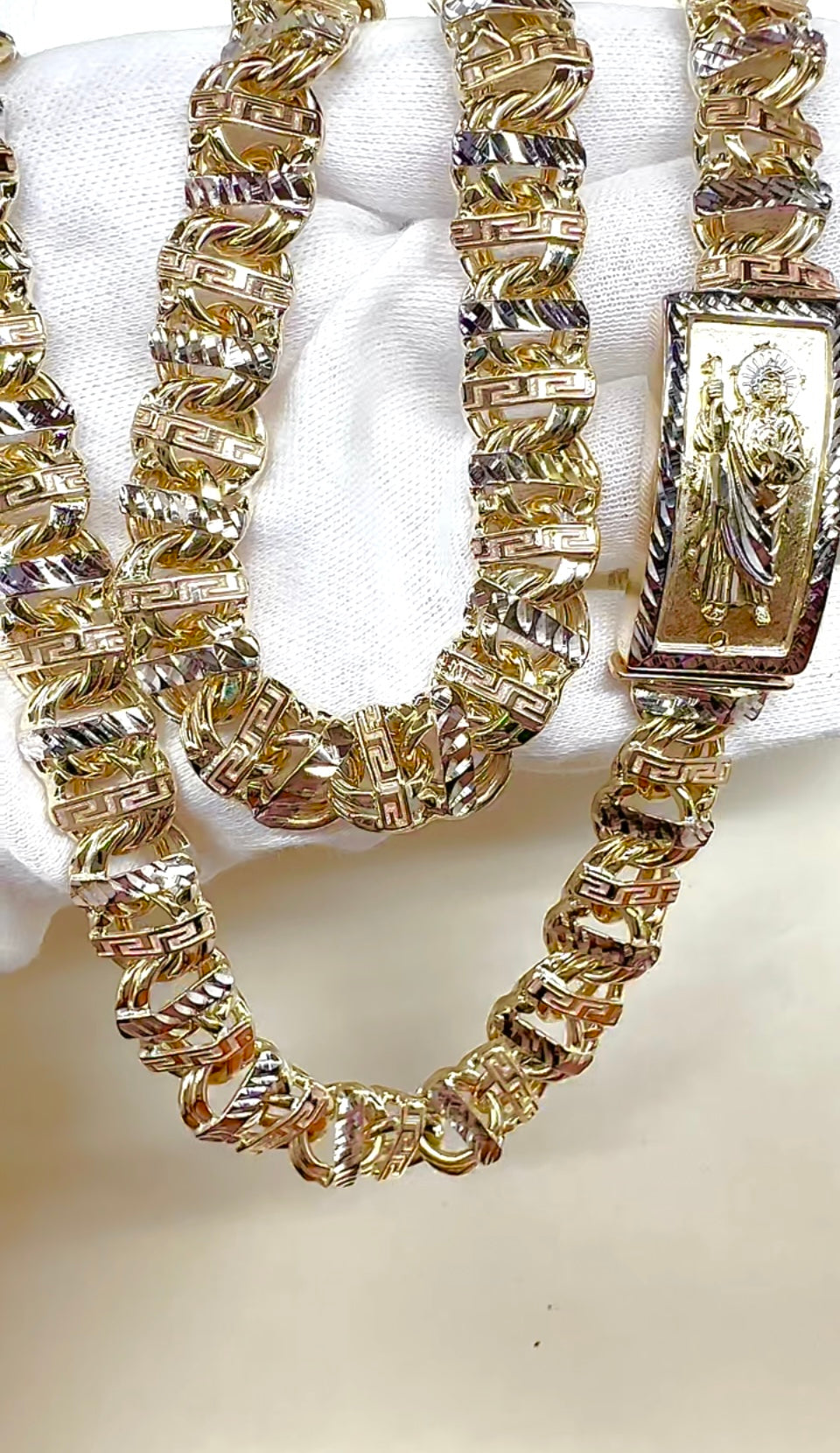 Chino link bar chain 10 k gold 2 tones 11 mm link