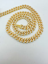 Load image into Gallery viewer, Miami Cuban  moissanite chain 10k gold
