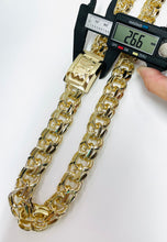 Load image into Gallery viewer, Chino link chain 20 mm 10 karat gold close link
