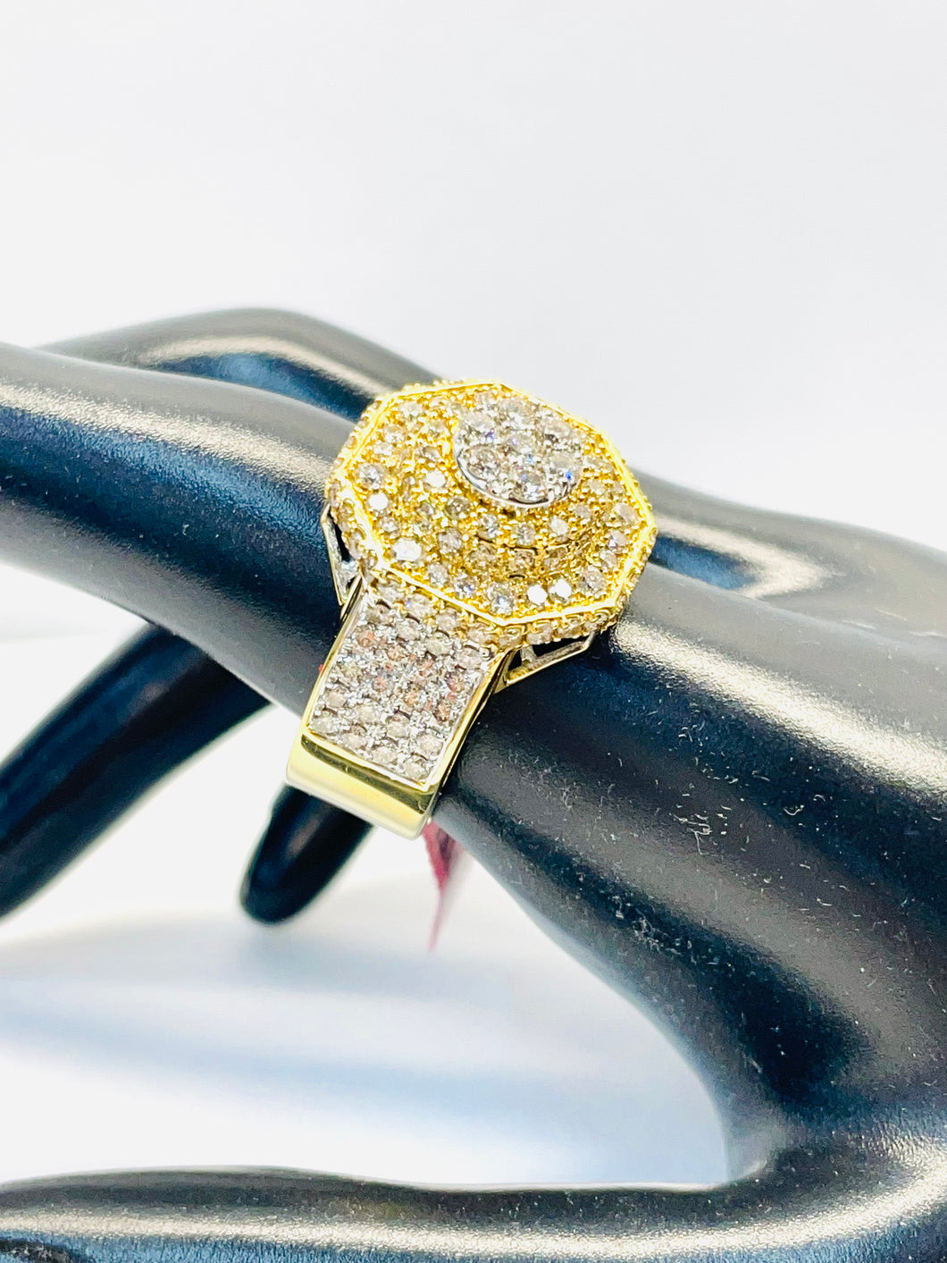 10 karat yellow Gold diamonds ring 2.95 CT