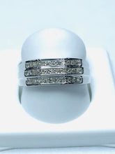 Load image into Gallery viewer, 10 karat White Gold diamond 0.25 CT
