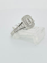 Load image into Gallery viewer, 14 karat white Gold diamond ring 0.76 CT
