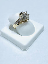 Load image into Gallery viewer, 10 karat gold diamond ring 0.75 Ct
