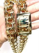 Load image into Gallery viewer, Chino link chain 20 mm 10 karat gold close link
