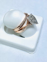 Load image into Gallery viewer, 10 Karat Rose Gold Diamond Lady Ring
