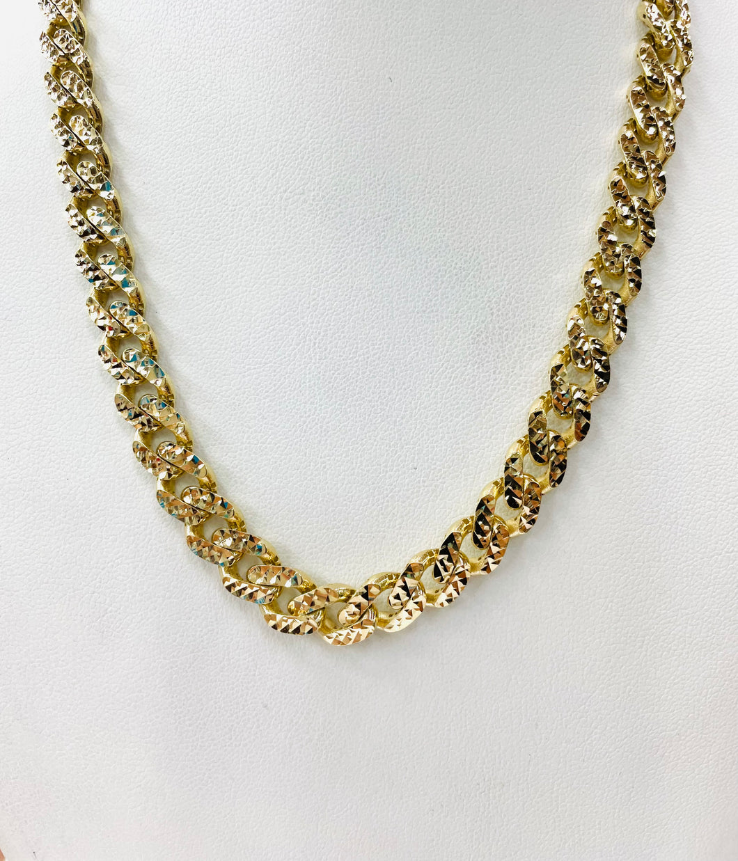 14 karat gold Miami diamond cut chain 9 mm