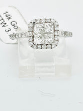 Load image into Gallery viewer, 14 karat white Gold diamond lady ring 3.7 CT
